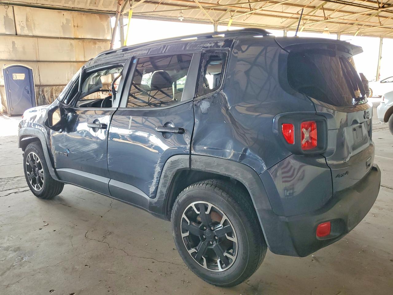 2023 JEEP RENEGADE LATITUDE — снимка 2