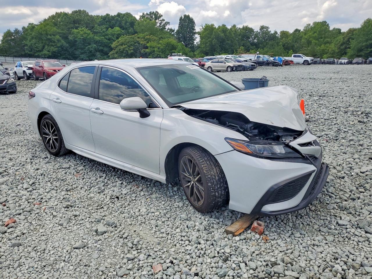 2024 TOYOTA CAMRY SE — снимка 4