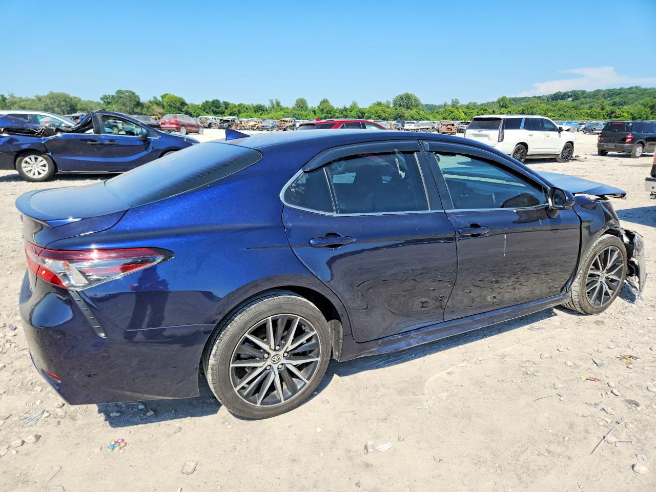 2021 TOYOTA CAMRY SE — снимка 3