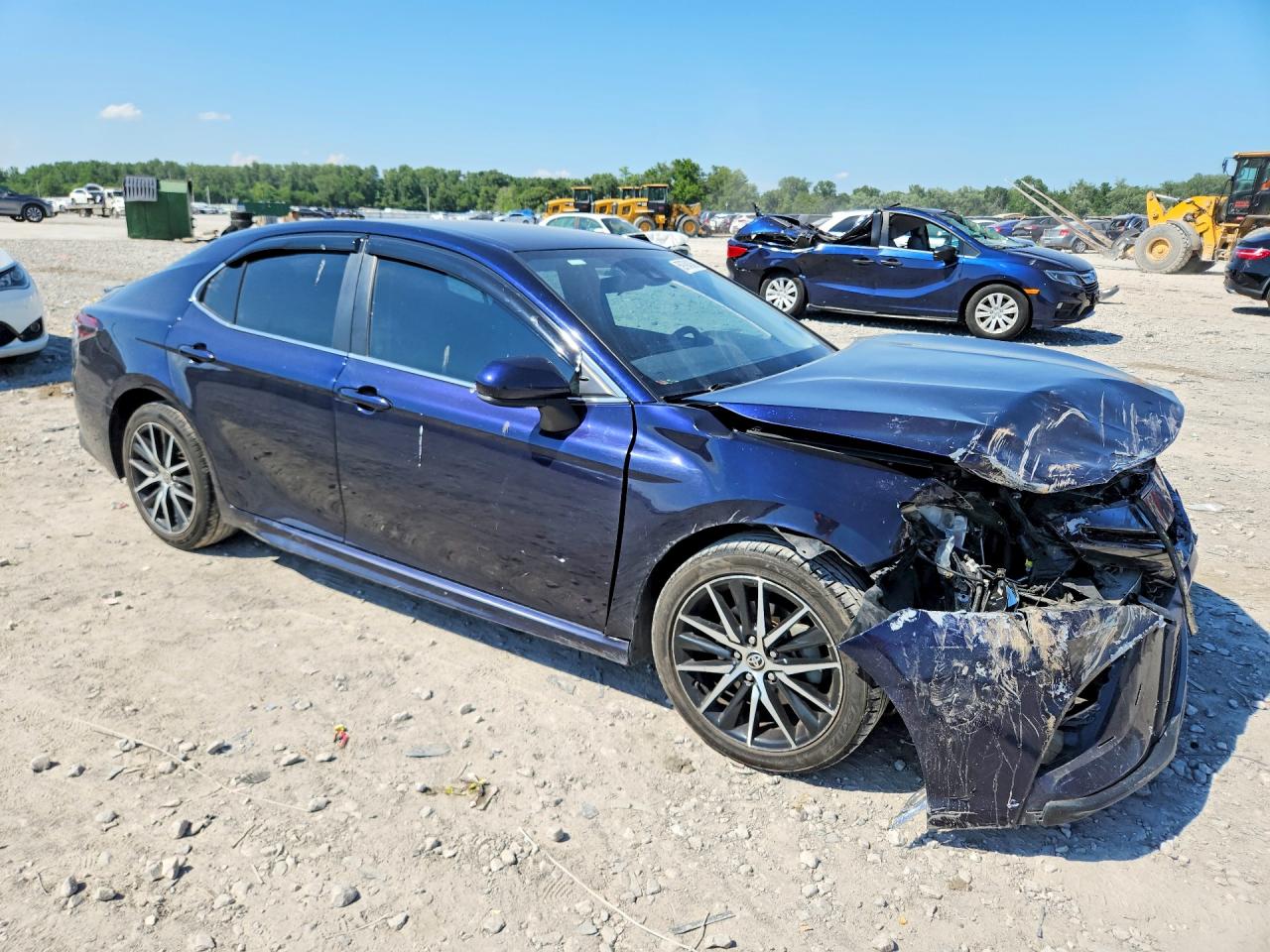 2021 TOYOTA CAMRY SE — снимка 4