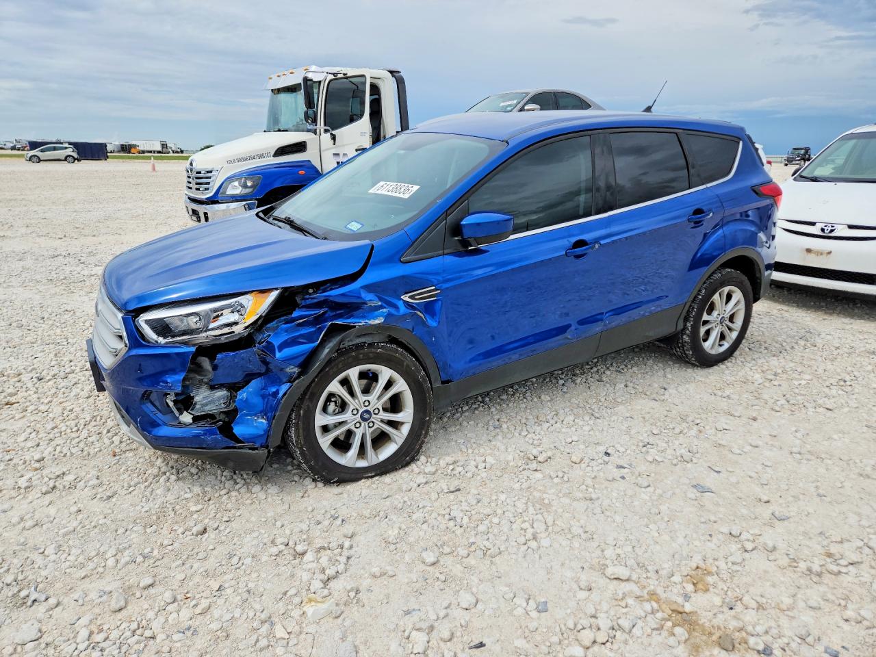 2019 FORD ESCAPE SE