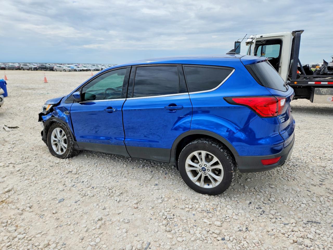 2019 FORD ESCAPE SE — снимка 2