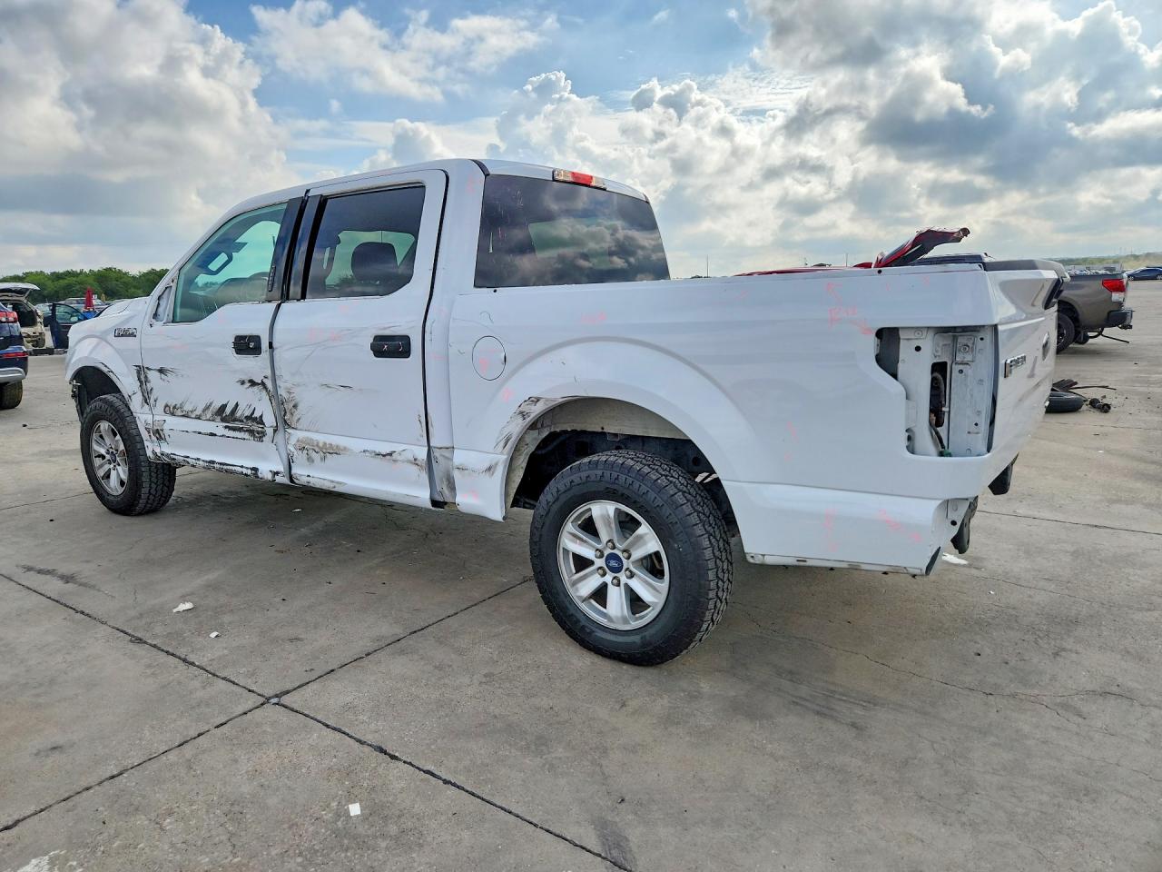 2015 FORD F150 SUPERCREW — снимка 2