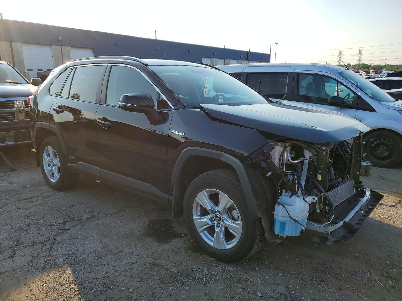 2019 TOYOTA RAV4 HYBRID XLE — снимка 4
