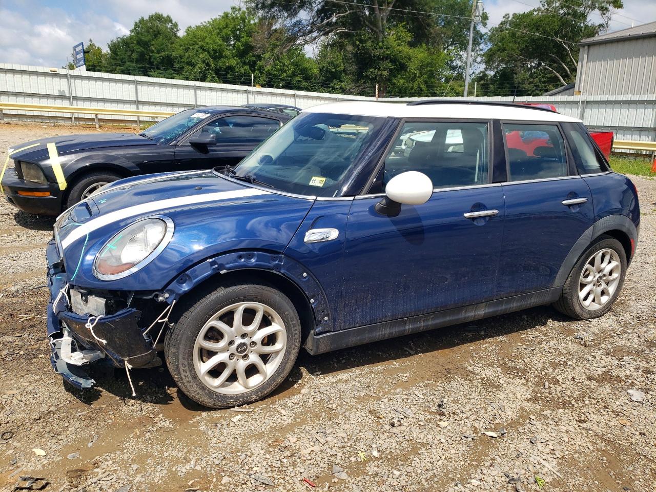 2015 MINI COOPER S
