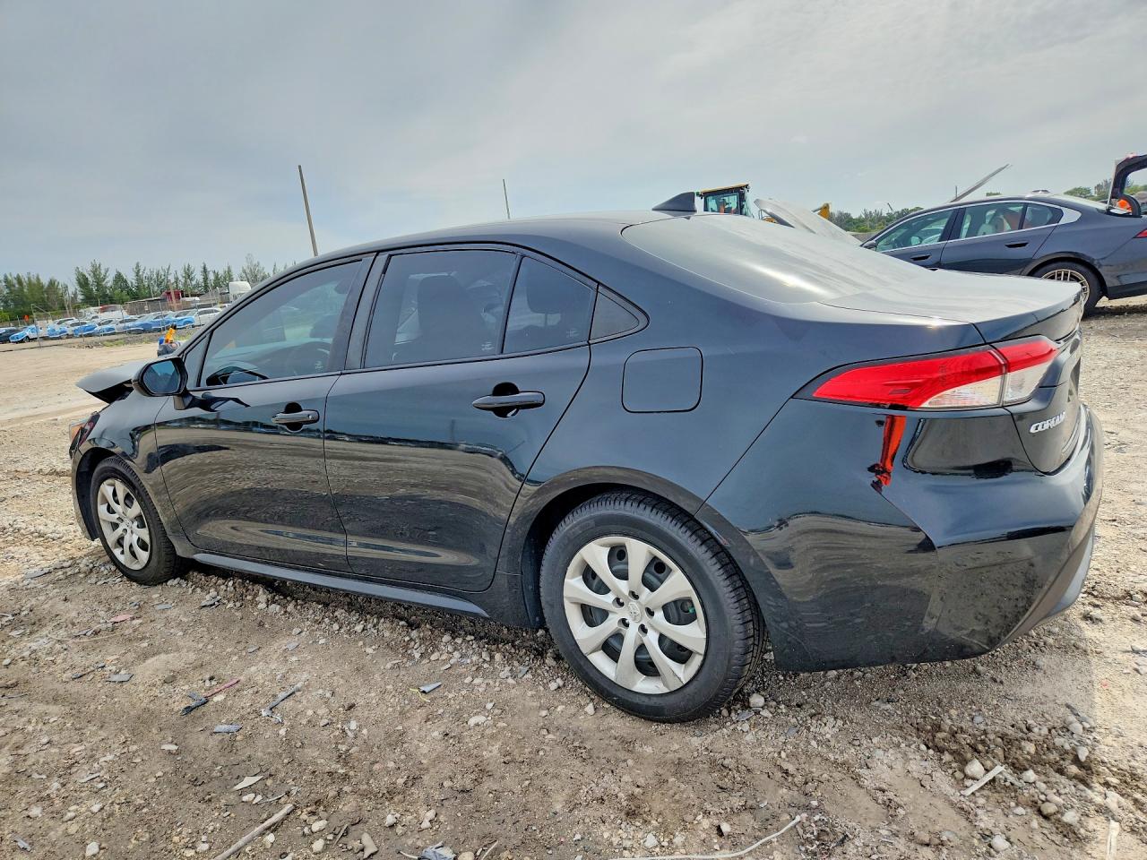 2020 TOYOTA COROLLA LE — снимка 2