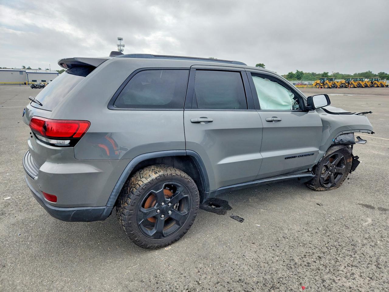 2019 JEEP GRAND CHEROKEE LAREDO — снимка 3