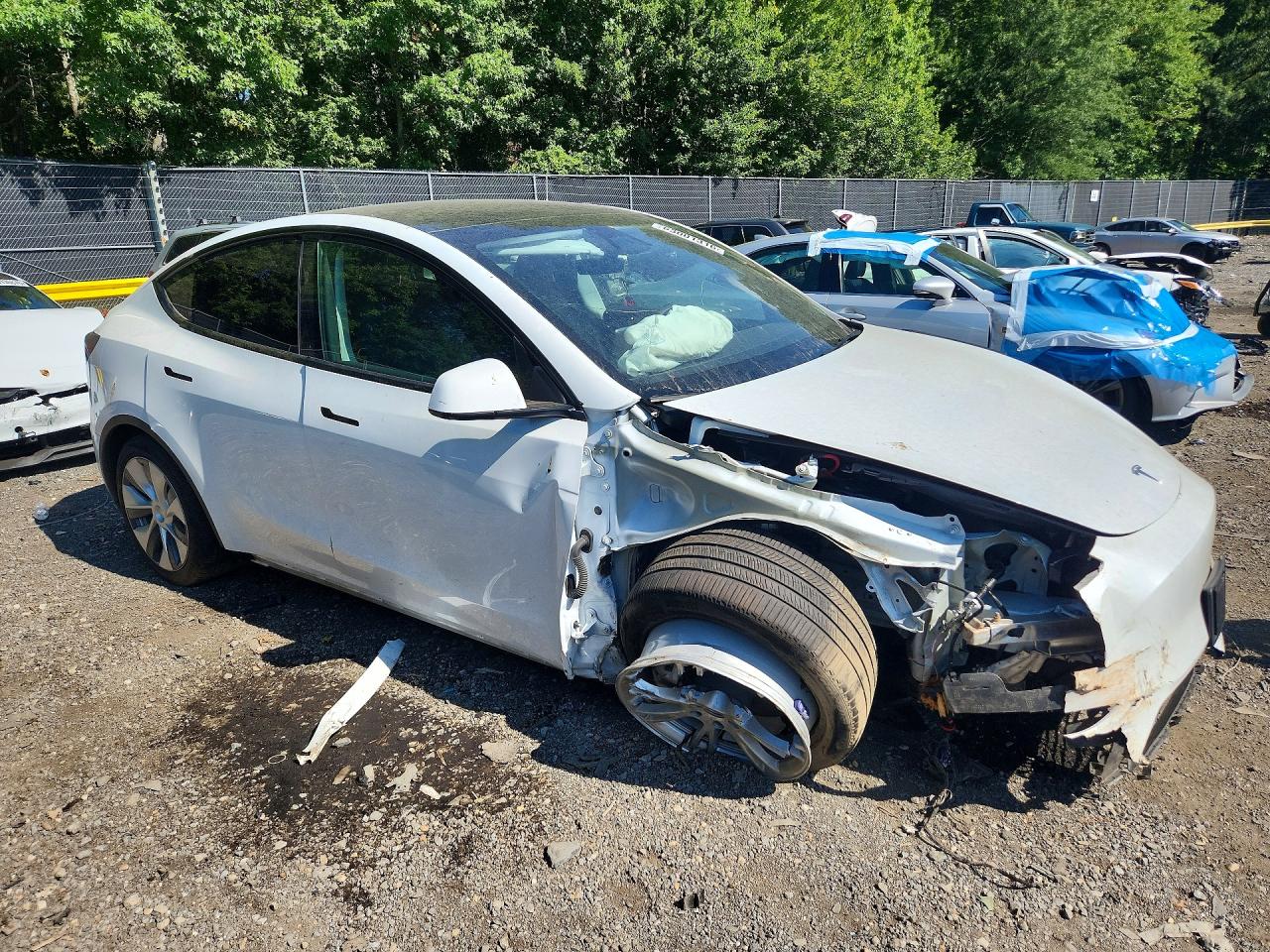 2024 TESLA MODEL Y — снимка 4