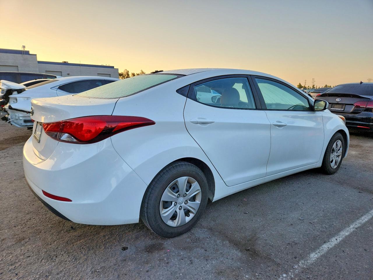 2016 HYUNDAI ELANTRA SE — снимка 3