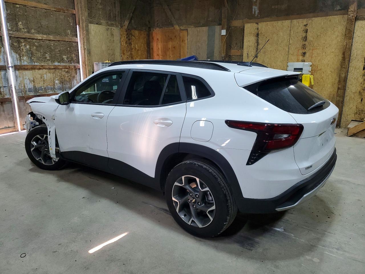 2026 CHEVROLET TRAX 1LT — снимка 2