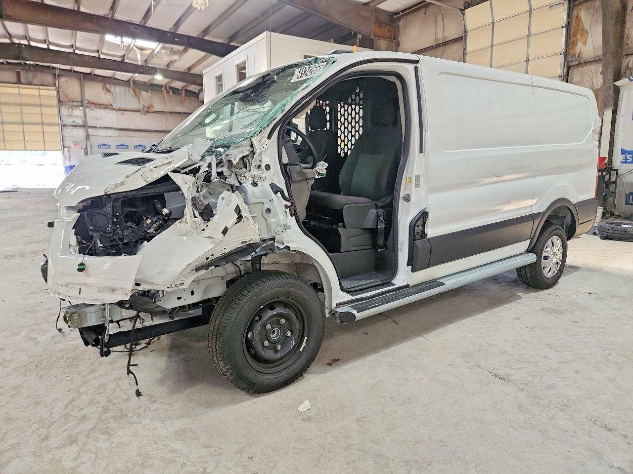 2026 FORD TRANSIT 250