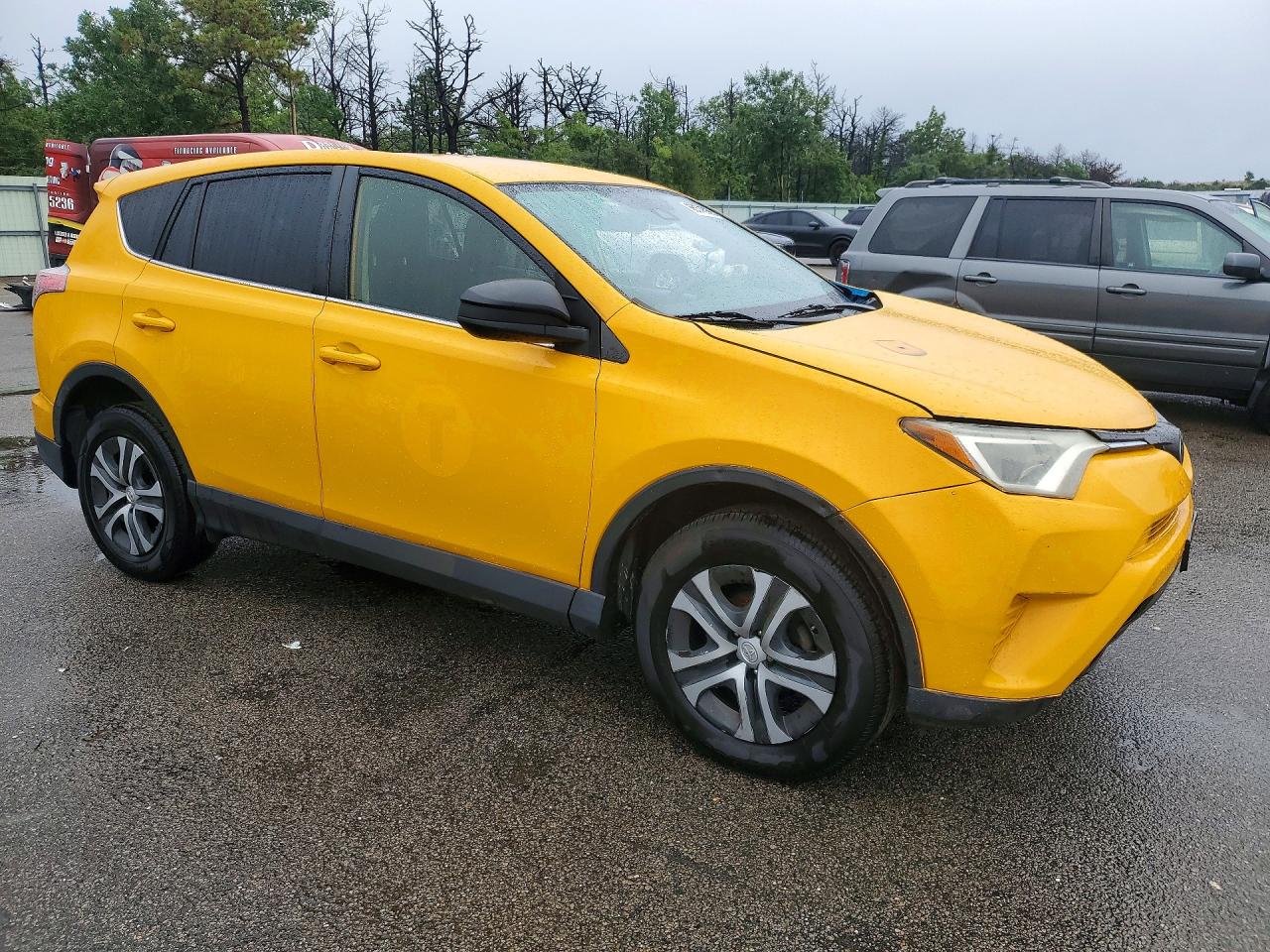 2018 TOYOTA RAV4 LE — снимка 4