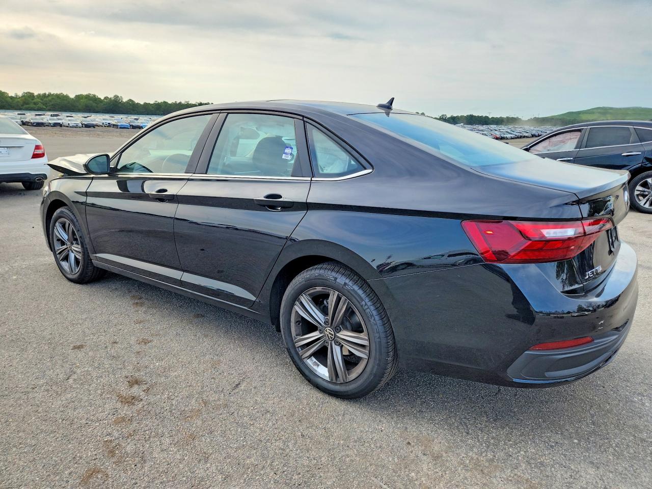 2023 VOLKSWAGEN JETTA SE — снимка 2