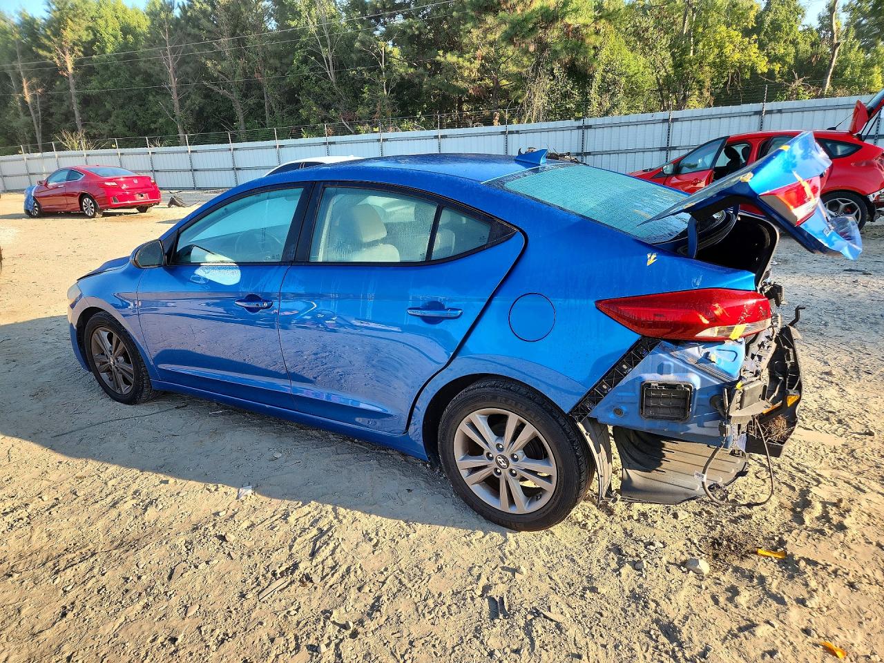 2017 HYUNDAI ELANTRA SE — снимка 2