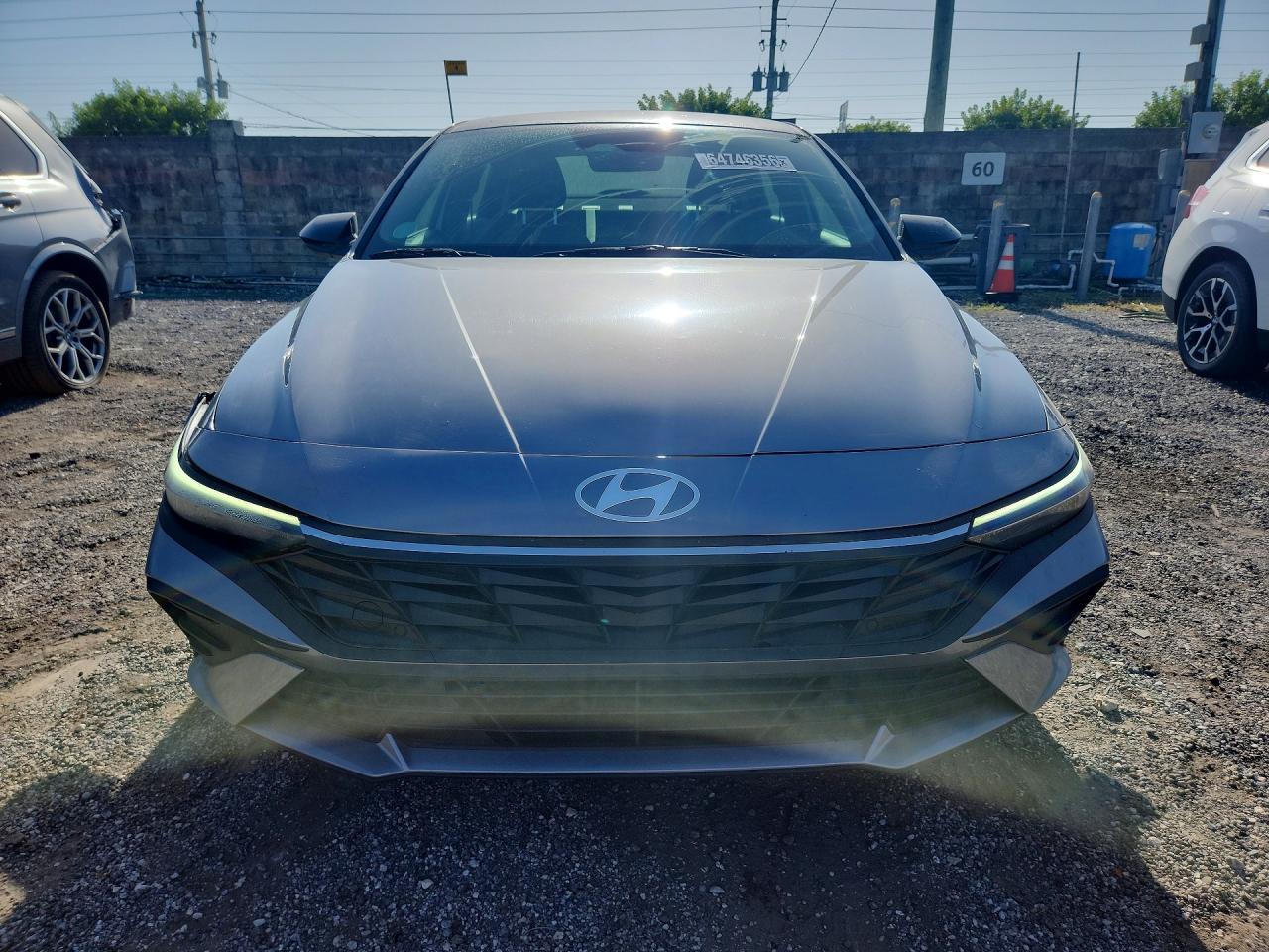 2026 HYUNDAI ELANTRA SEL SPORT — снимка 5