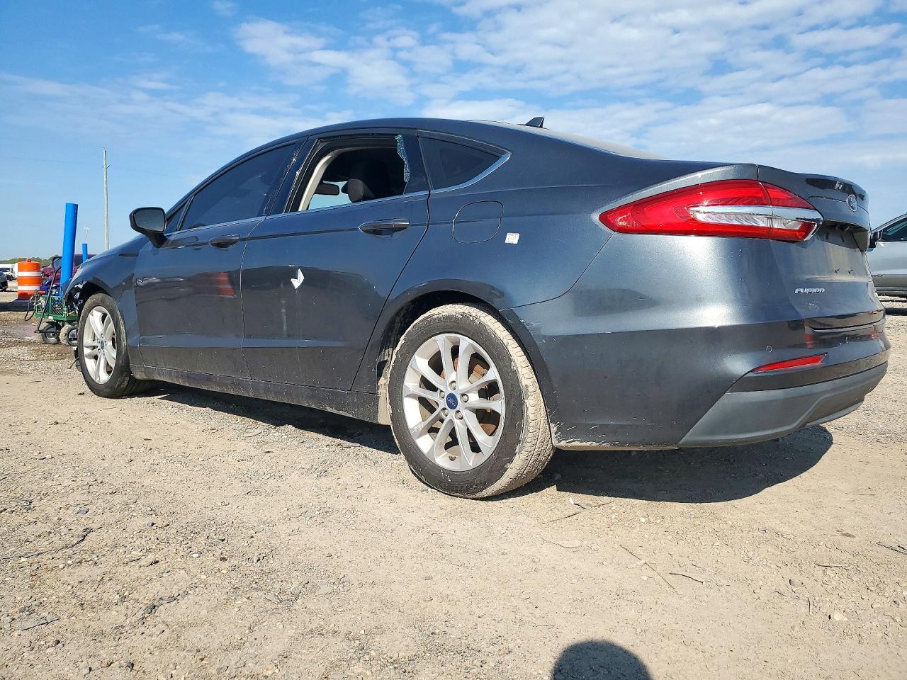2020 FORD FUSION SE — photo 2