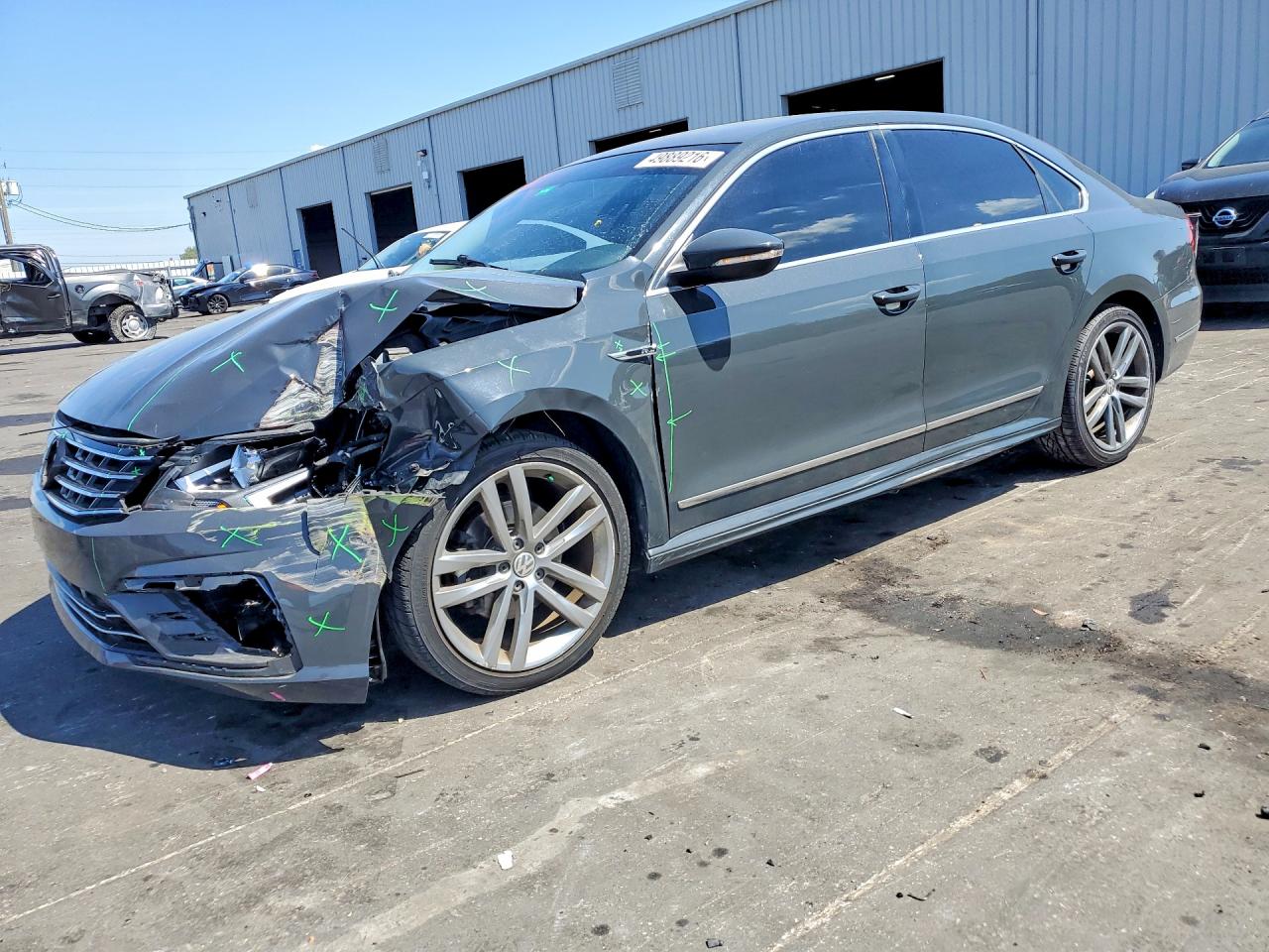 2017 VOLKSWAGEN PASSAT R-LINE