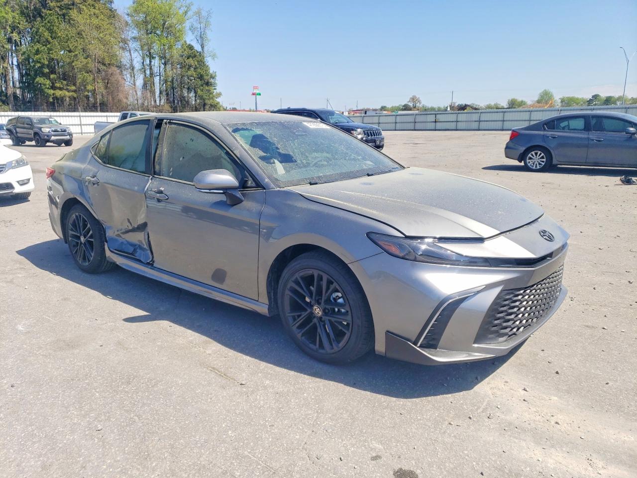 2026 TOYOTA CAMRY SE — снимка 4