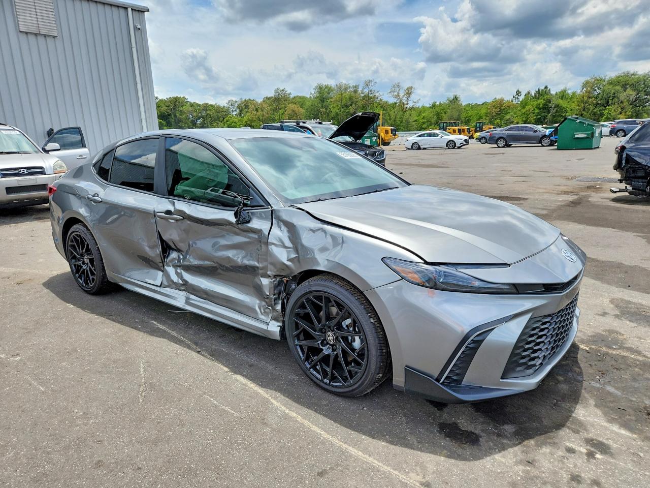 2026 TOYOTA CAMRY SE — снимка 4