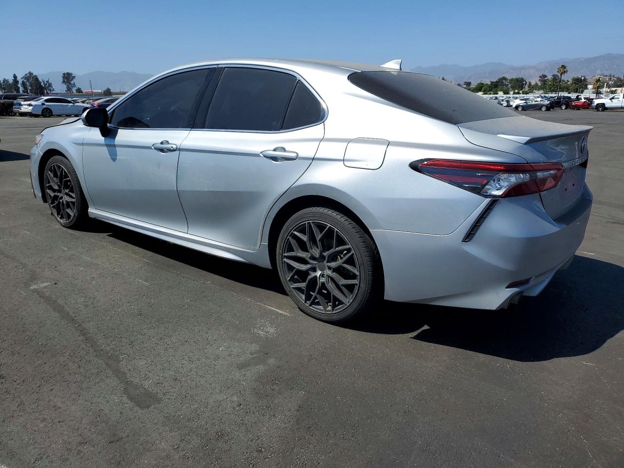 2022 TOYOTA CAMRY XSE — снимка 2