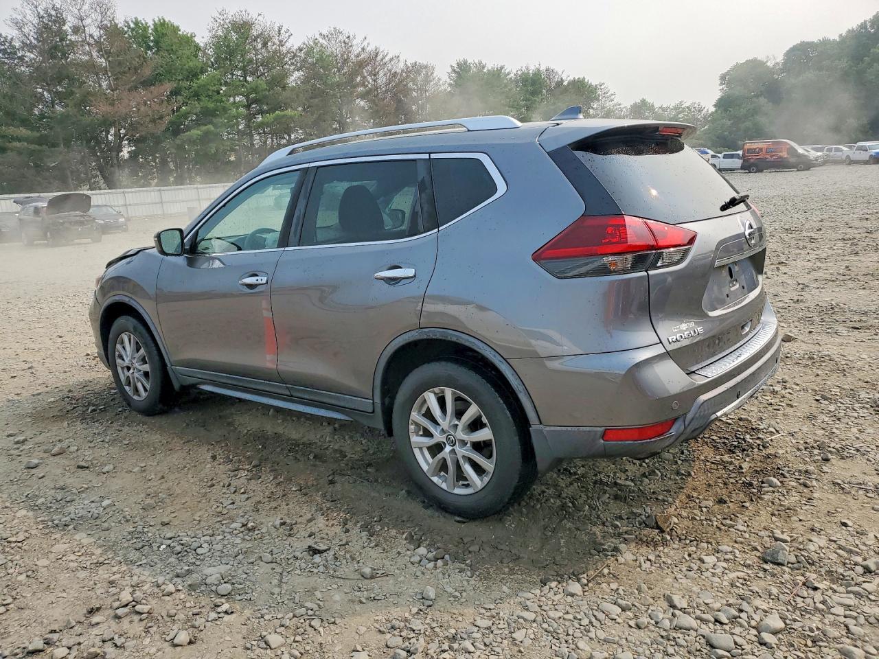 2020 NISSAN ROGUE SV — снимка 2