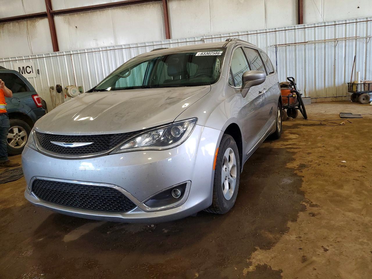2017 CHRYSLER PACIFICA TOURING L PLUS