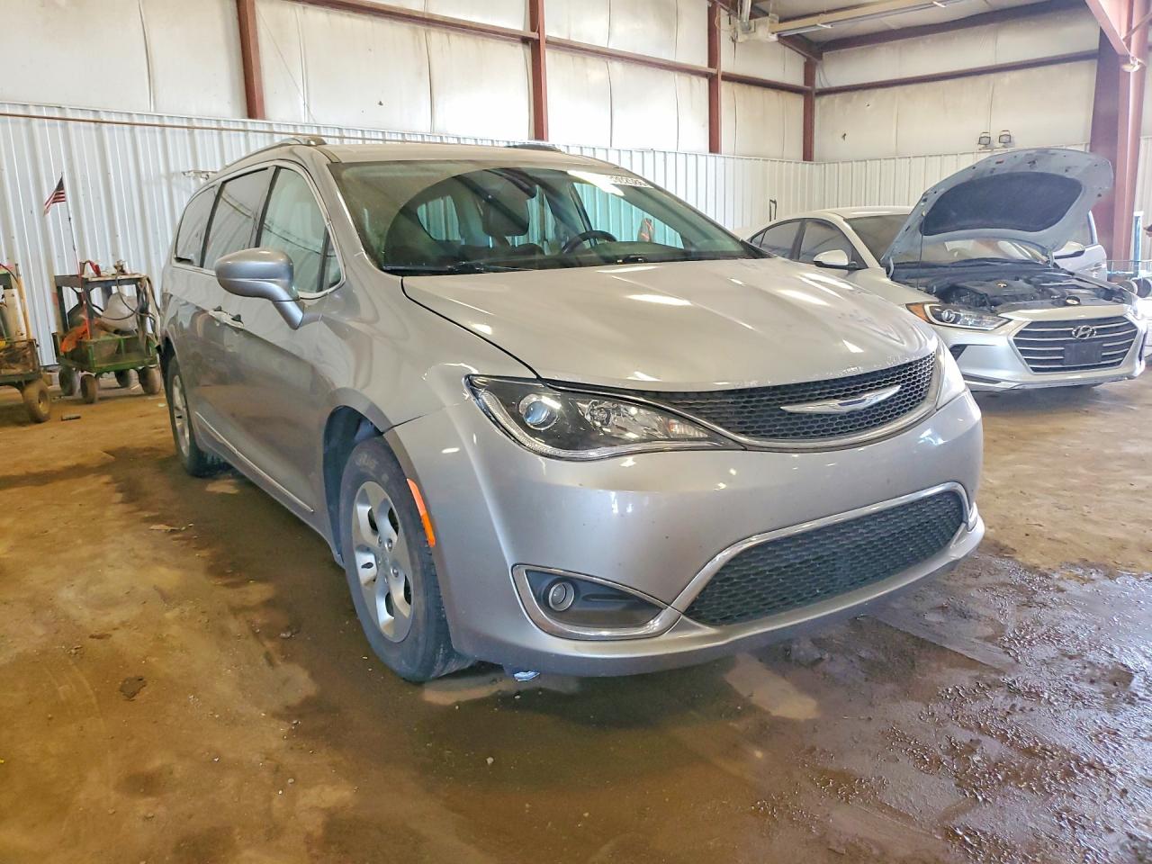 2017 CHRYSLER PACIFICA TOURING L PLUS — снимка 4
