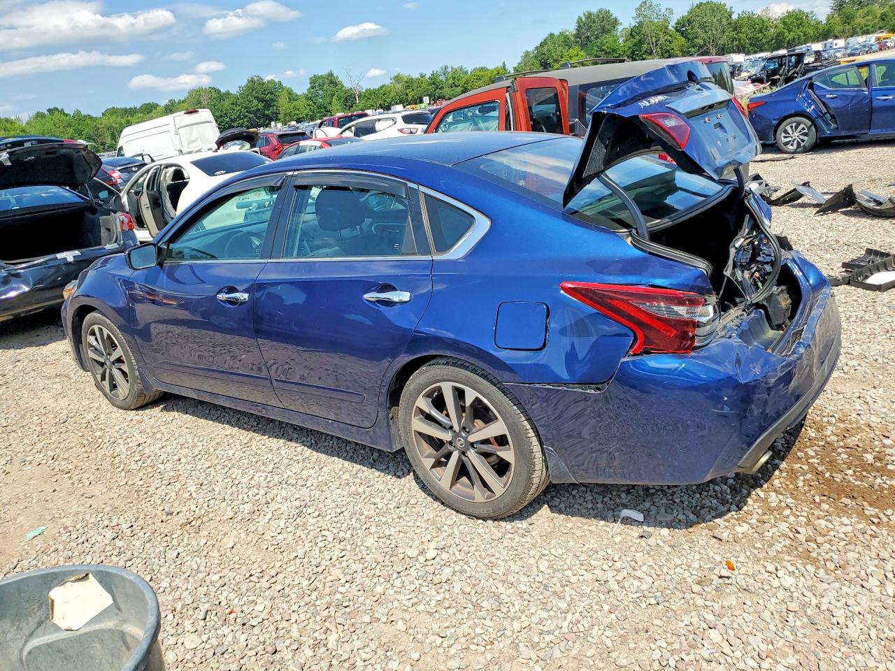 2017 NISSAN ALTIMA 2.5 SR — снимка 2