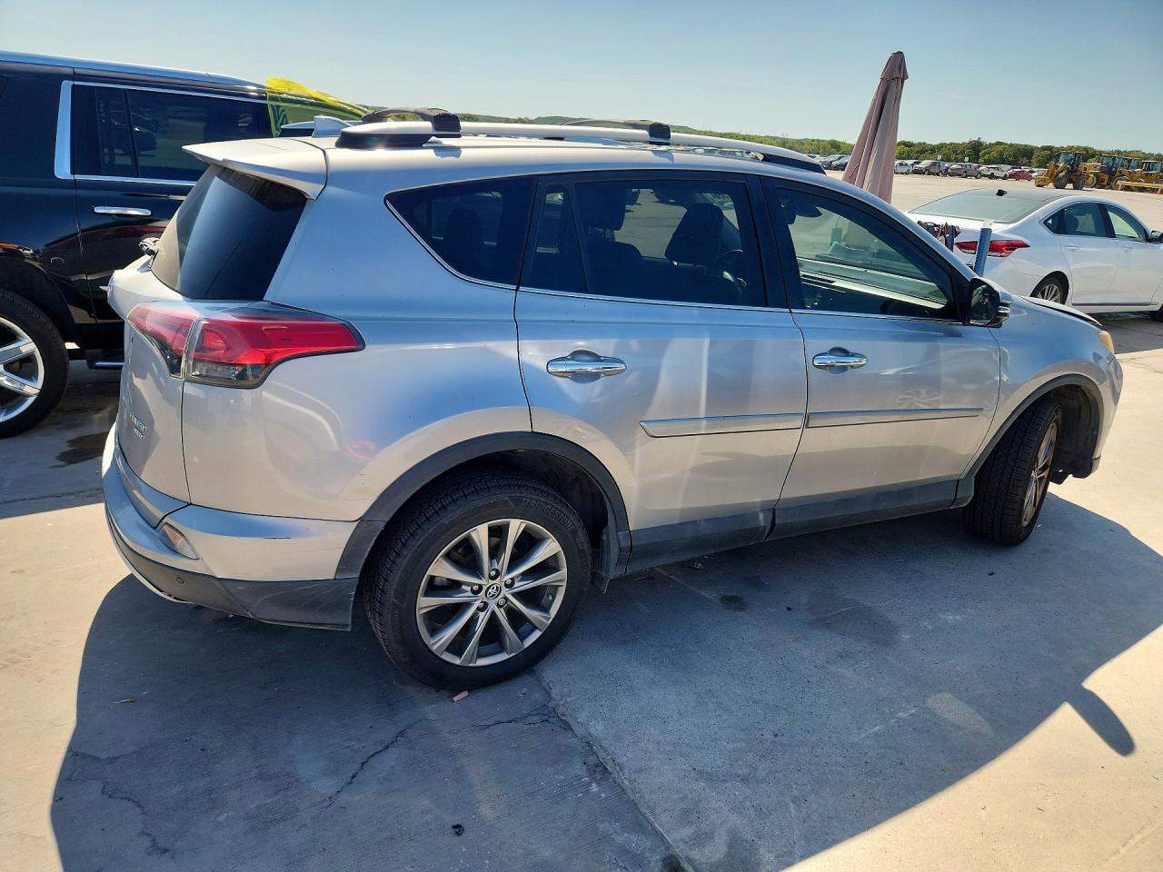 2016 TOYOTA RAV4 LIMITED — снимка 3
