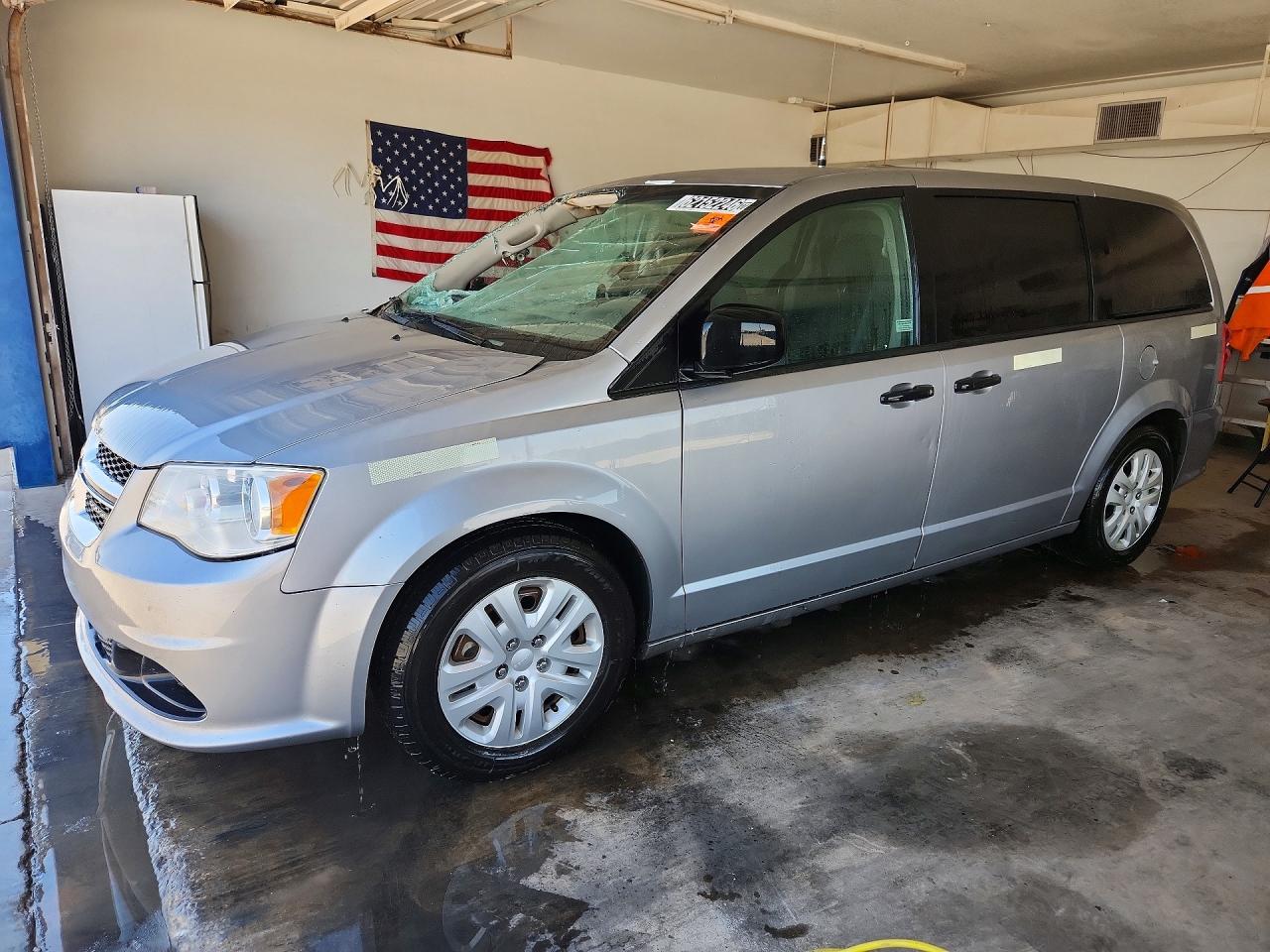 2020 DODGE GRAND CARAVAN SE