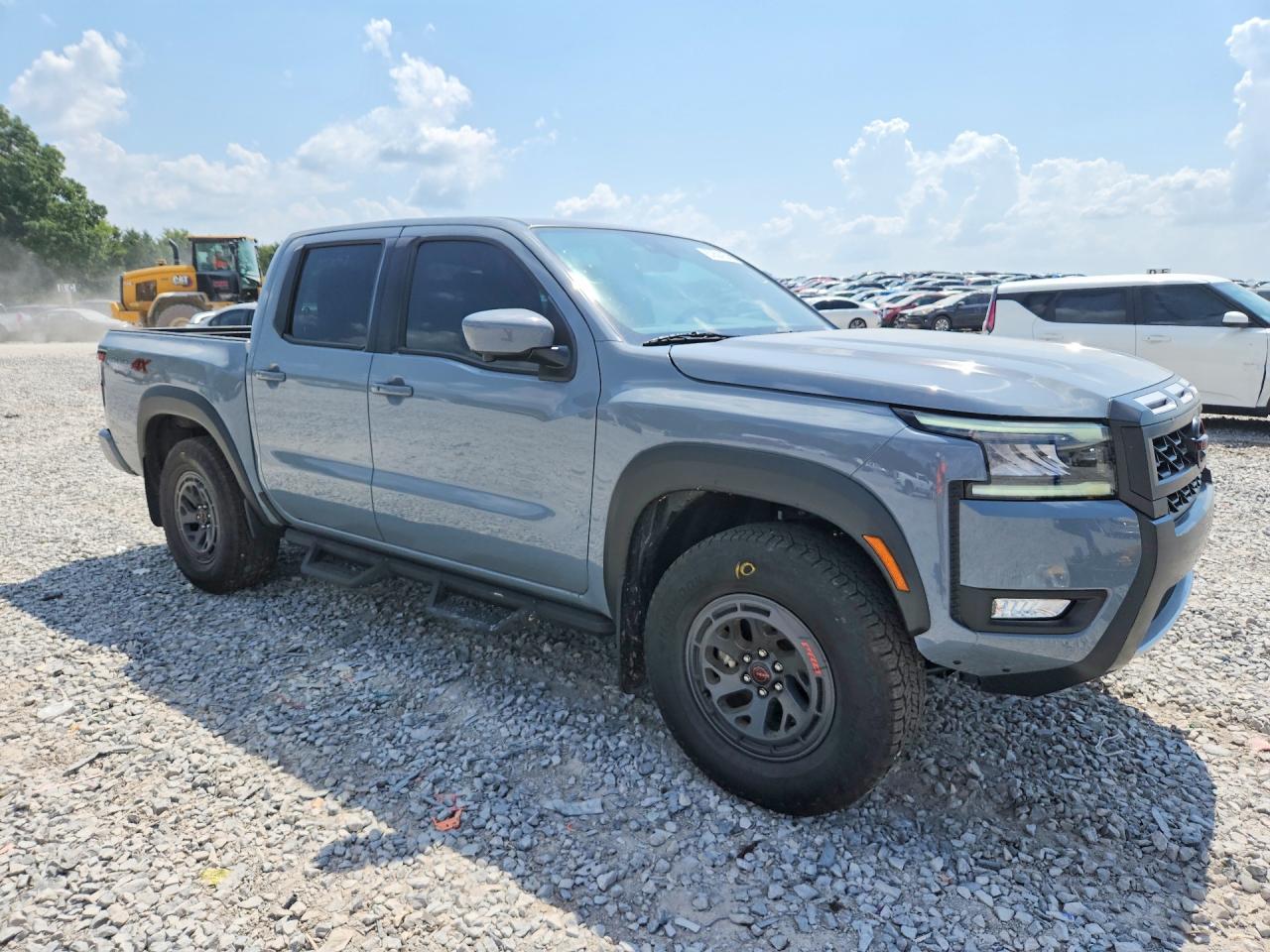 2026 NISSAN FRONTIER PRO-4X — снимка 4