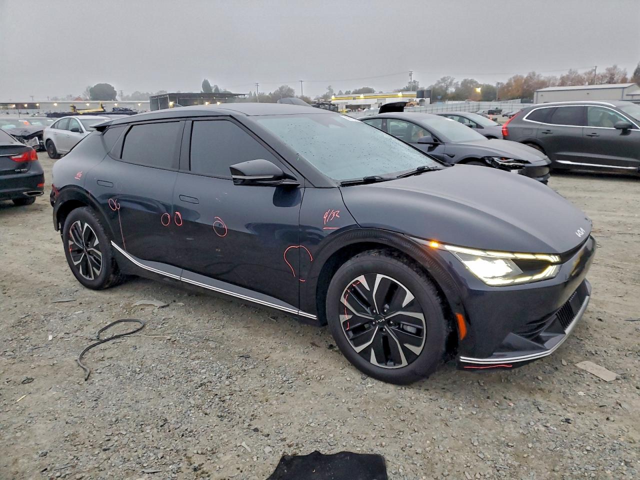 2022 KIA EV6 LIGHT — снимка 4
