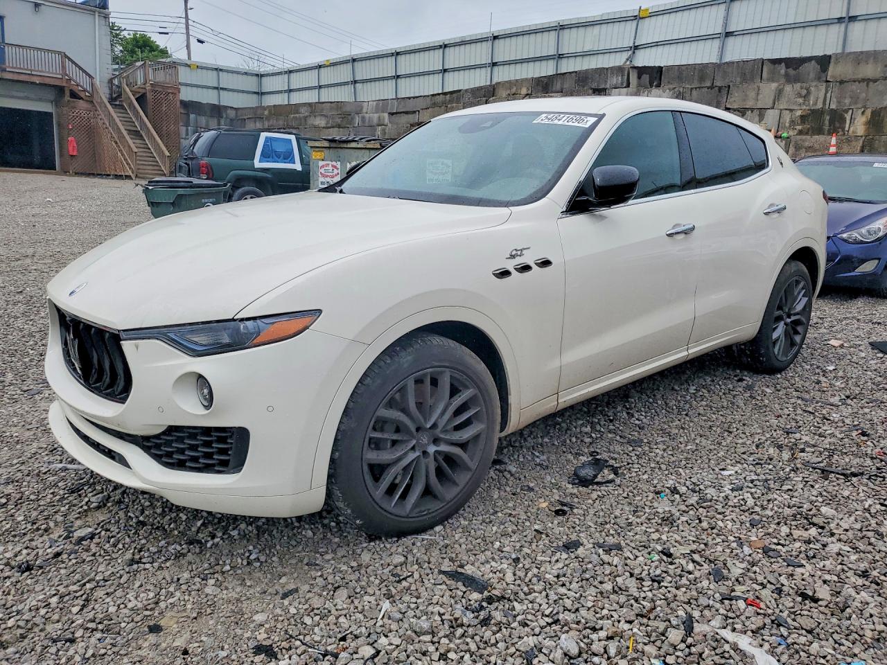 2024 MASERATI LEVANTE MODENA