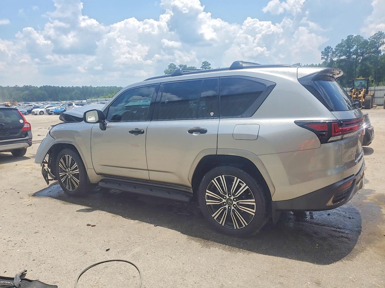 2023 LEXUS LX 600 LUXURY — снимка 2