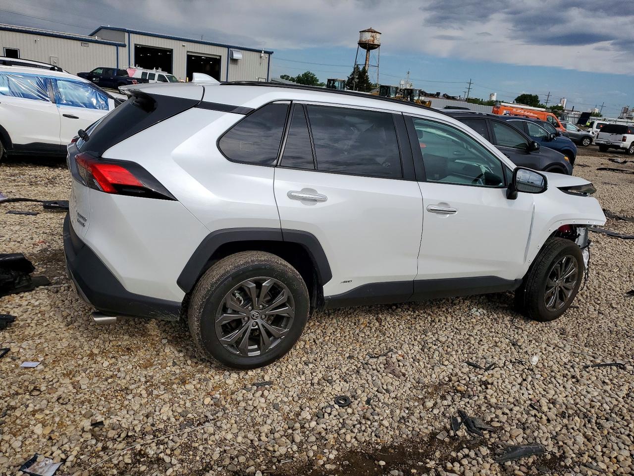 2024 TOYOTA RAV4 LIMITED — снимка 3