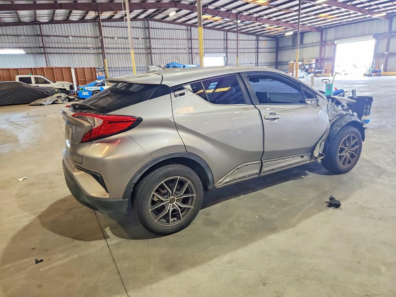 2019 TOYOTA C-HR LE — снимка 3