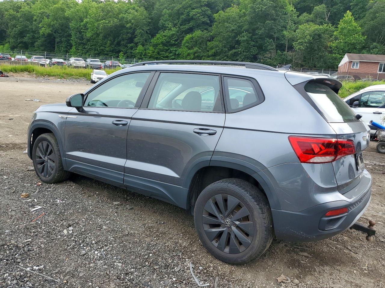 2022 VOLKSWAGEN TAOS S — снимка 2