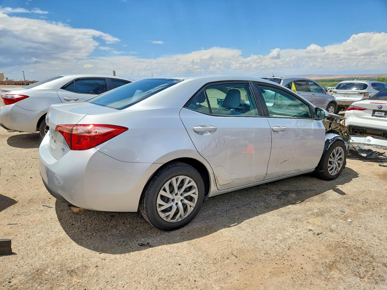 2018 TOYOTA COROLLA LE — снимка 3
