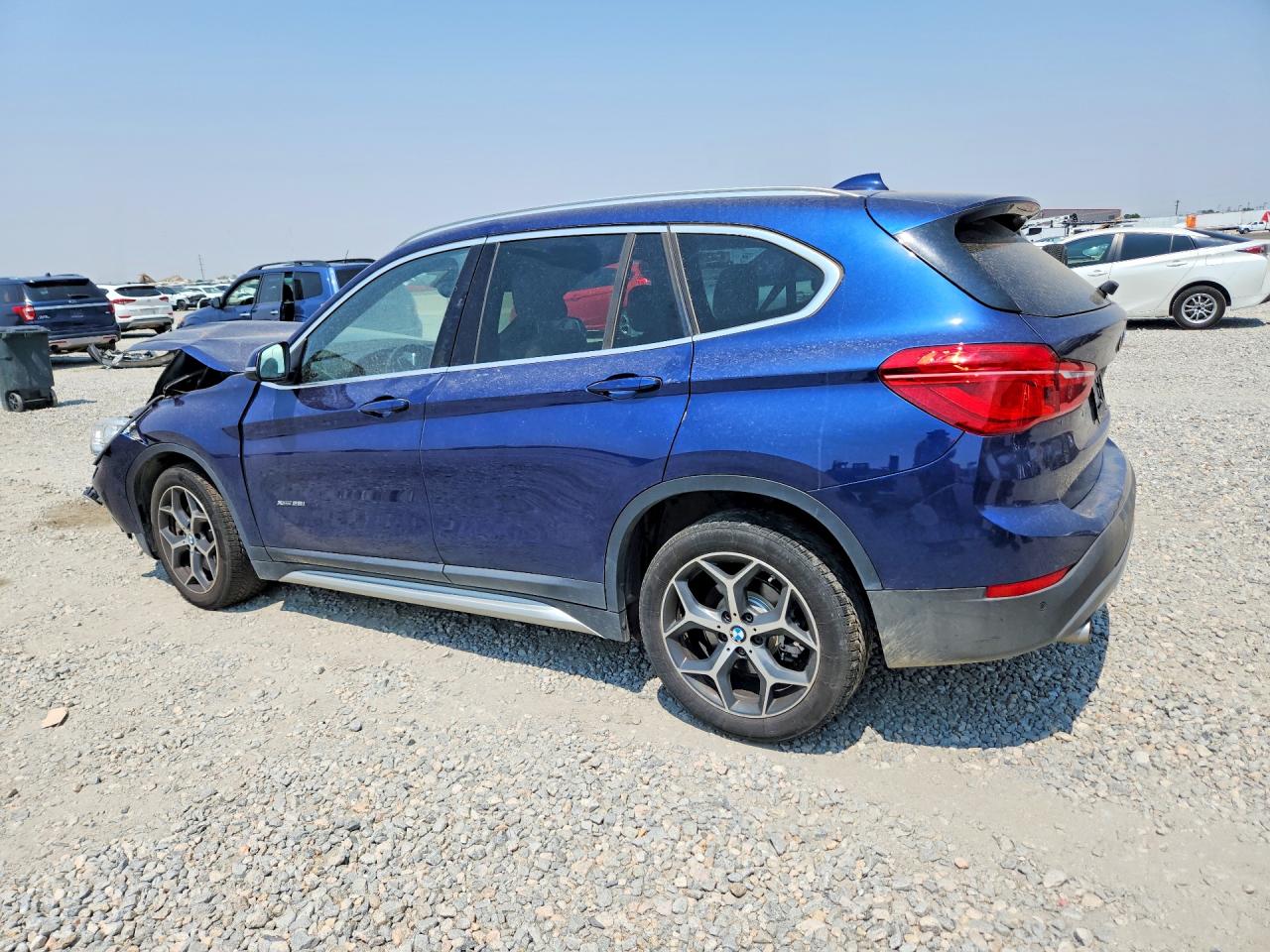2017 BMW X1 XDRIVE28I — снимка 2