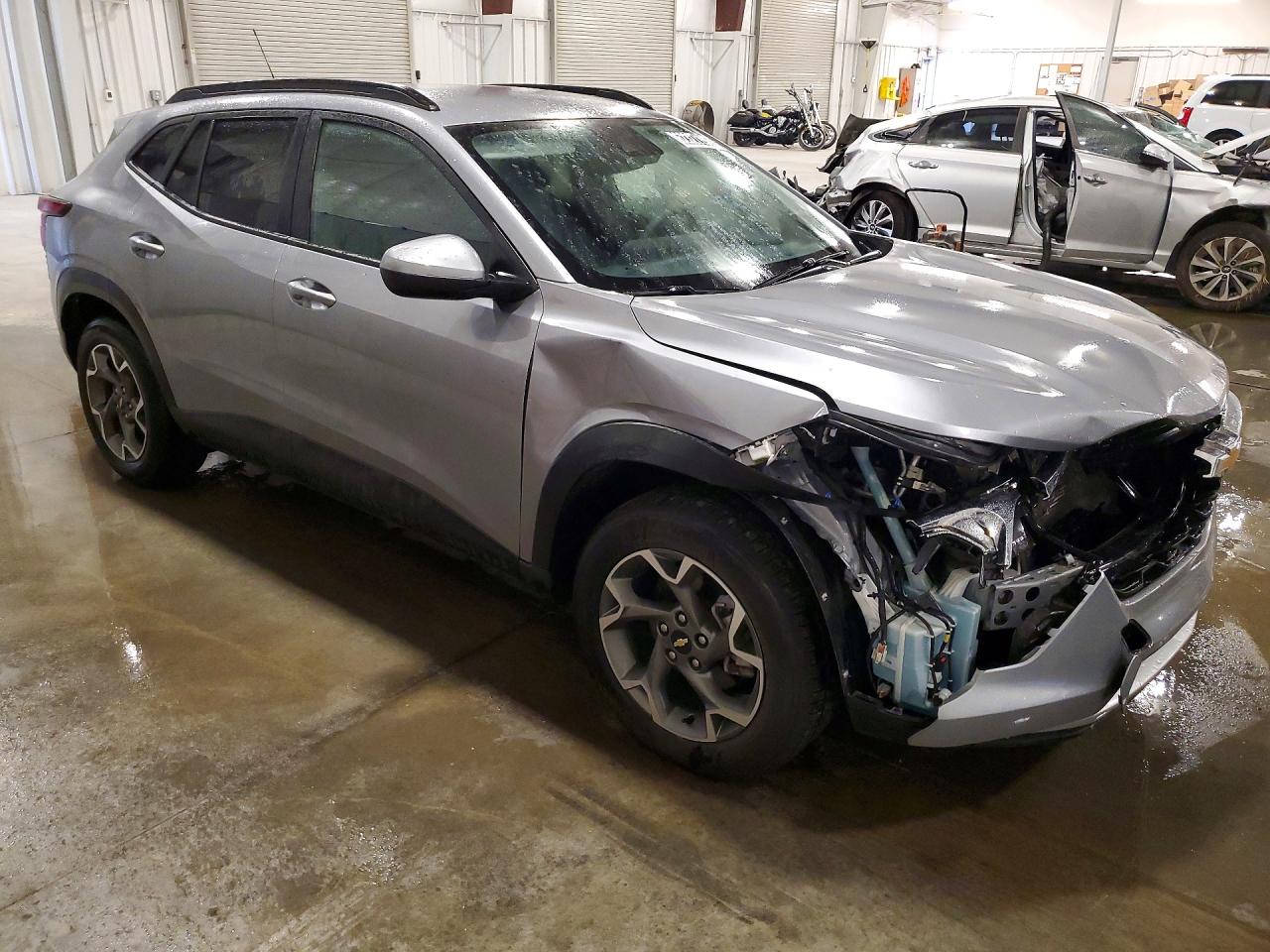 2025 CHEVROLET TRAX 1LT — снимка 4