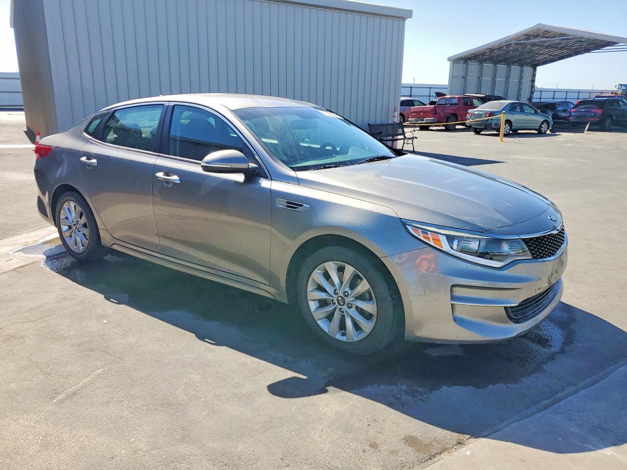 2017 KIA OPTIMA LX — снимка 4