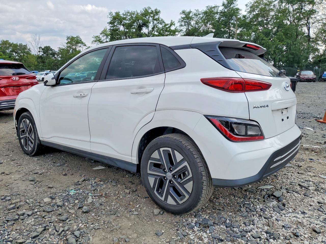 2023 HYUNDAI KONA SE — снимка 2