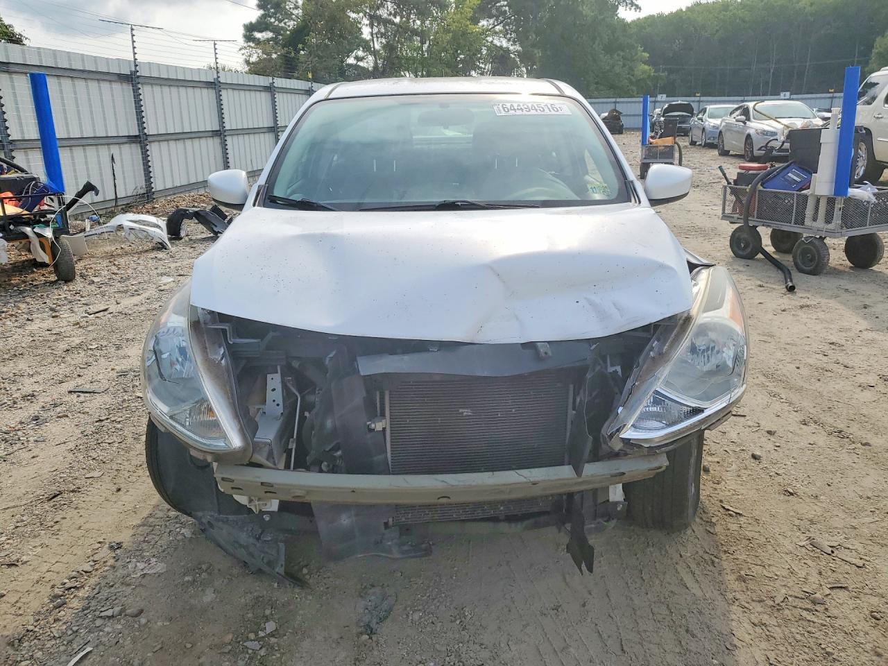 2015 NISSAN VERSA 1.6 SV — снимка 5