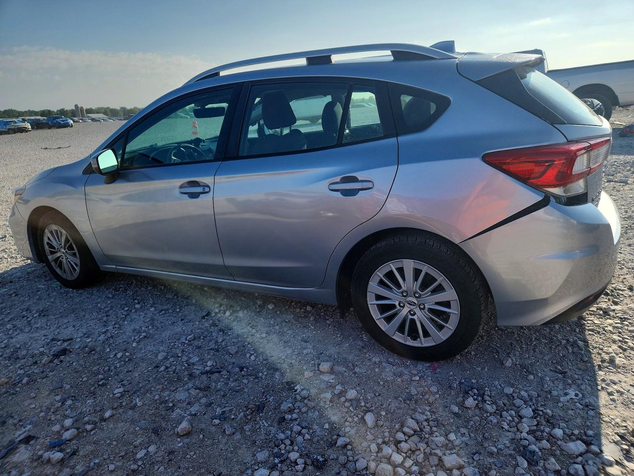2018 SUBARU IMPREZA PREMIUM PLUS — снимка 2