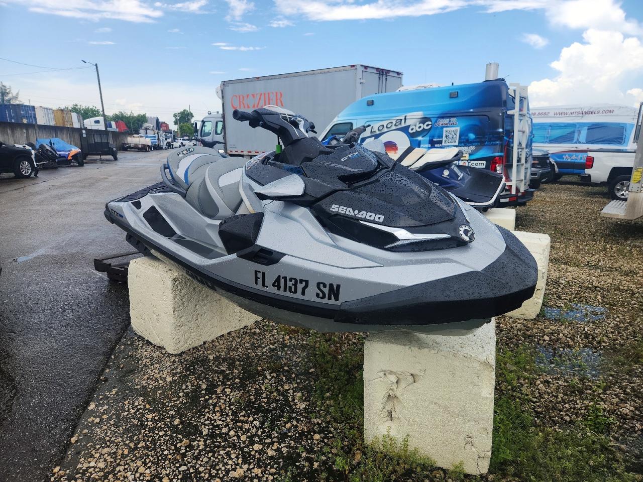 2020 SEA-DOO JET SKI