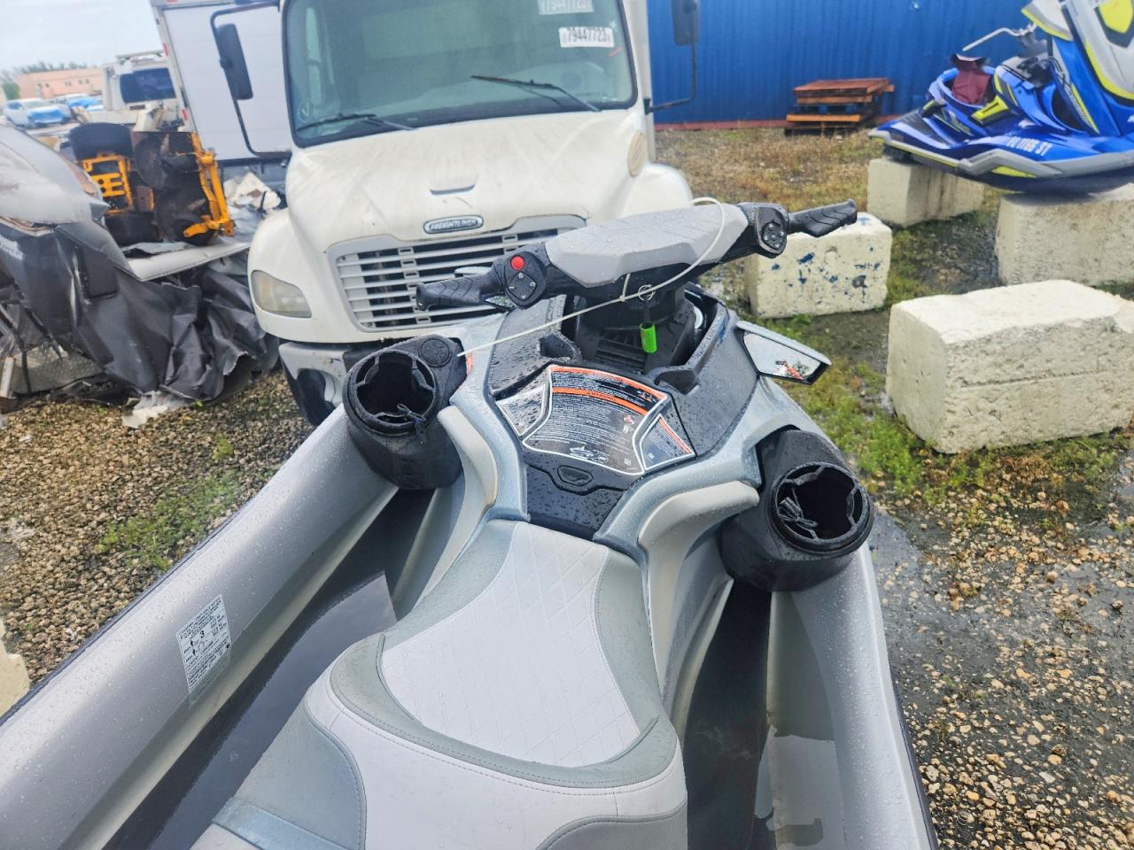 2020 SEA-DOO JET SKI — снимка 5