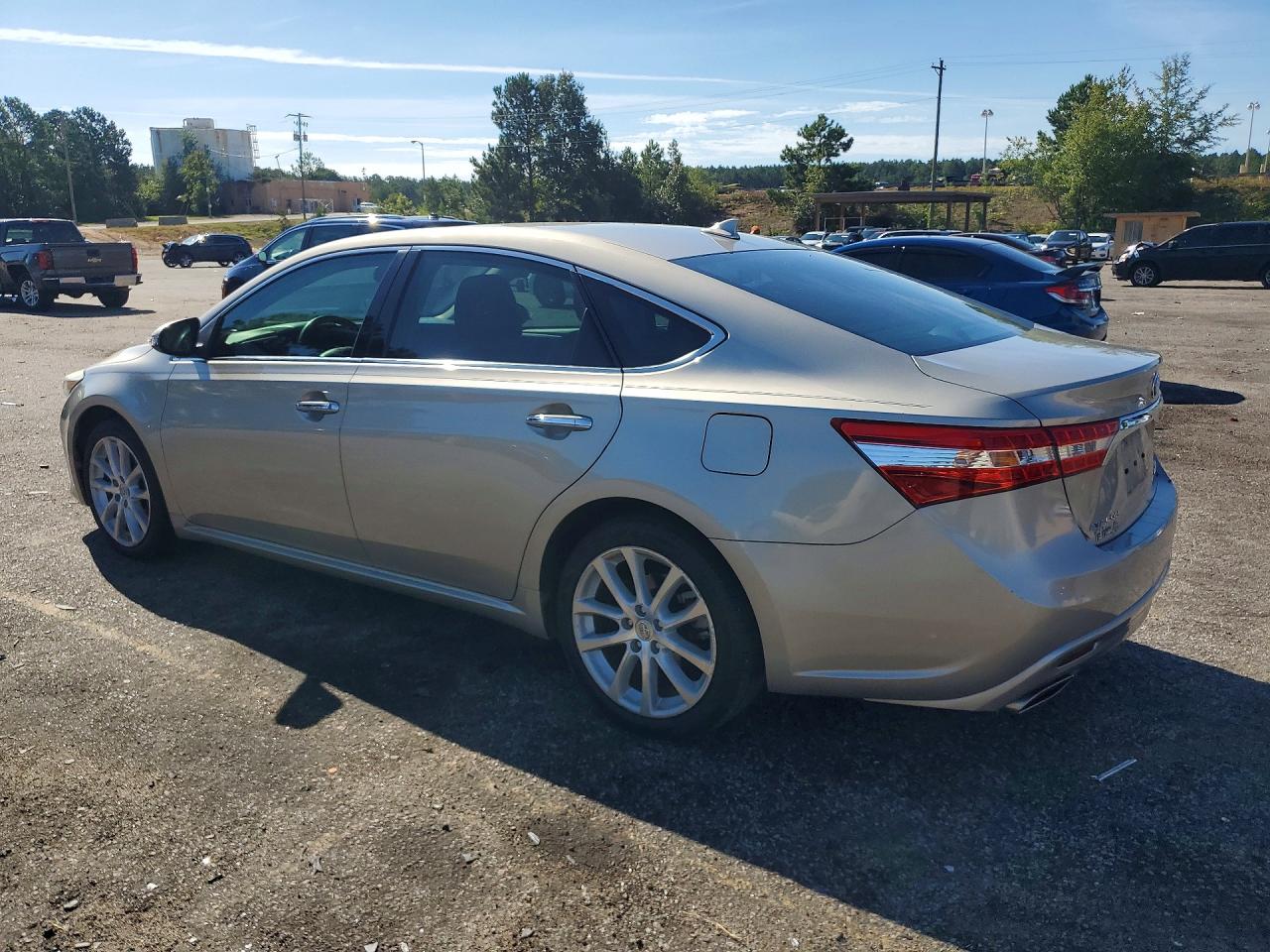2015 TOYOTA AVALON LIMITED — снимка 2