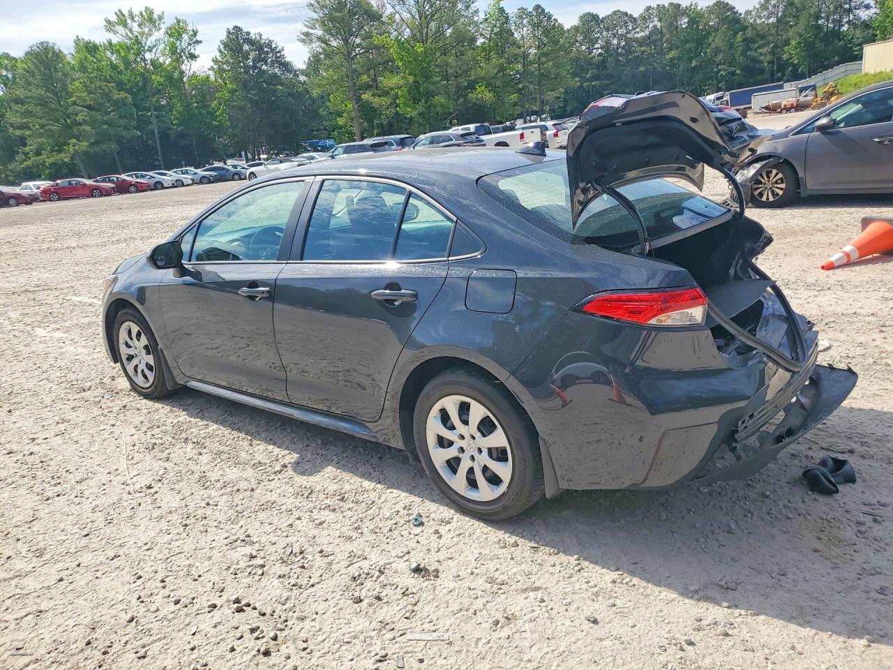 2025 TOYOTA COROLLA LE — снимка 2