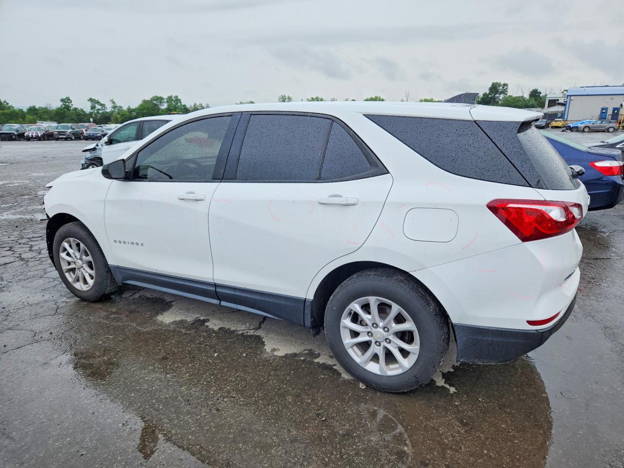 2019 CHEVROLET EQUINOX LS — снимка 2