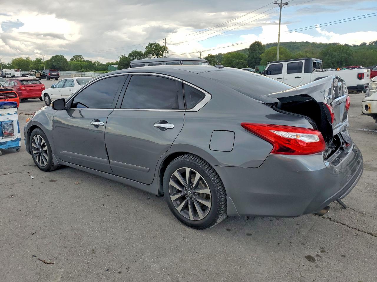 2017 NISSAN ALTIMA 2.5 SV — снимка 2